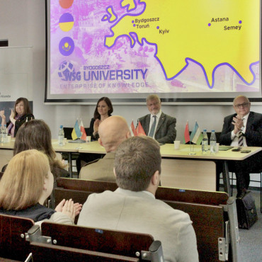 Inaguracja programu Kirklanda